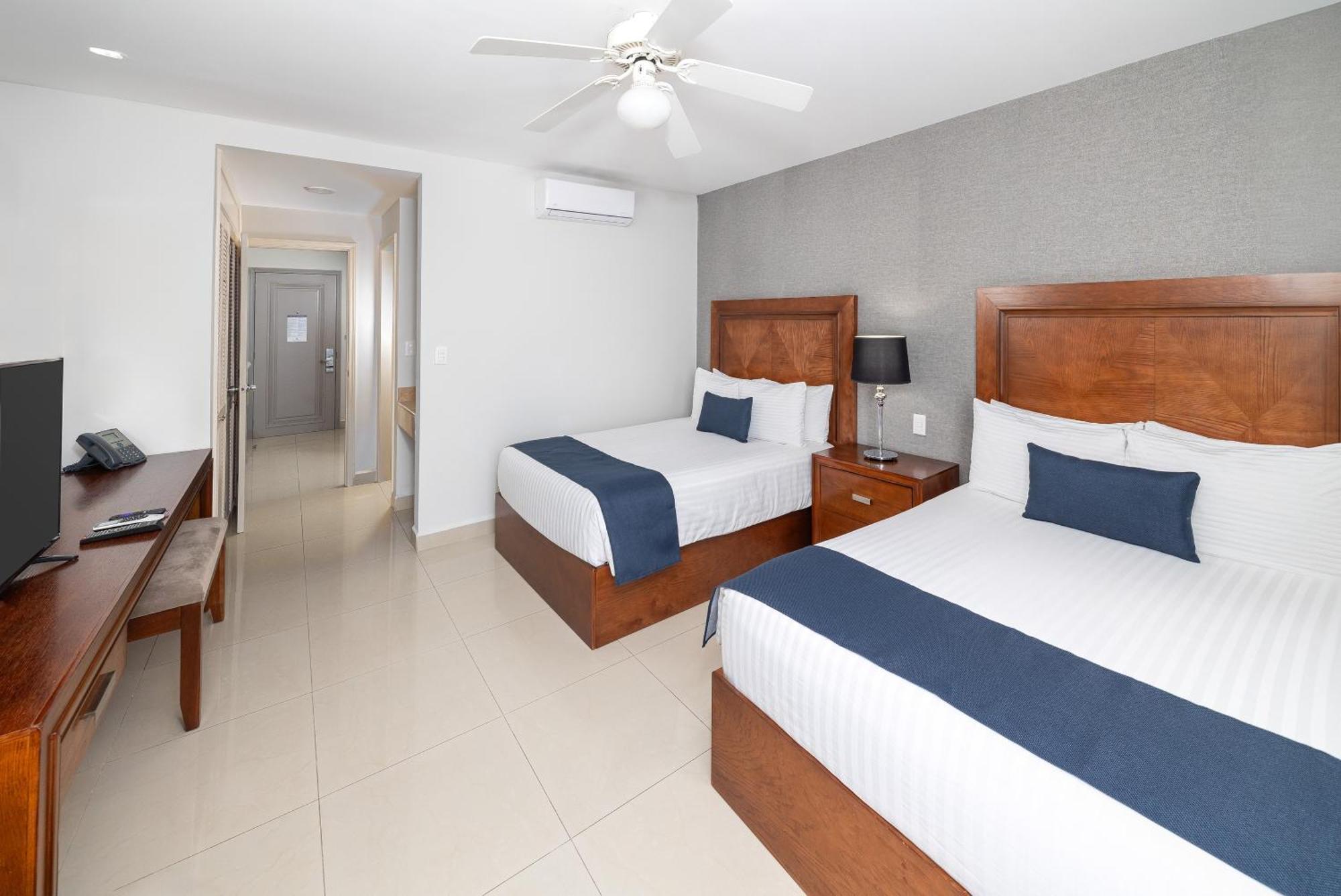 Hotel Suites Mexico Plaza Leon Campestre Экстерьер фото